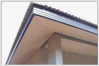 Устройство карниза крыши: конструктивные особенности и монтаж