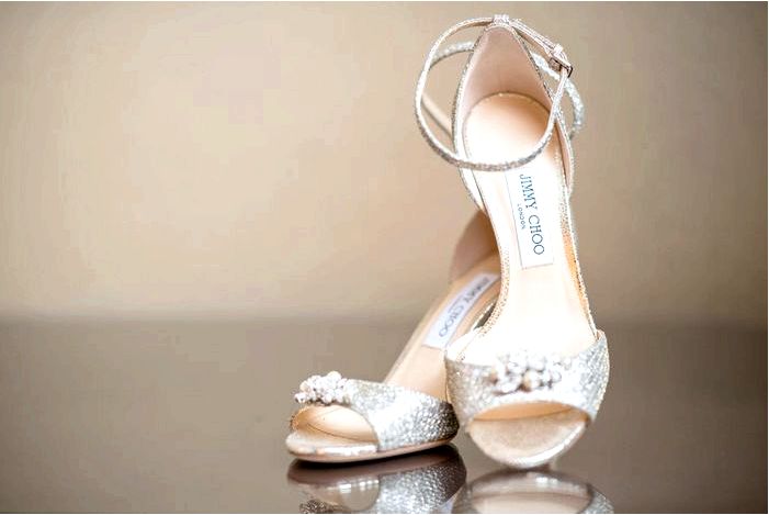 Выбор свадебных туфель и возможные вариации свадебной обуви для девушек