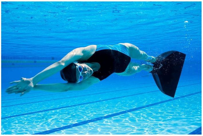 Почему плавать с ластами удобнее? 8 преимуществ плавания с ластамиудобный