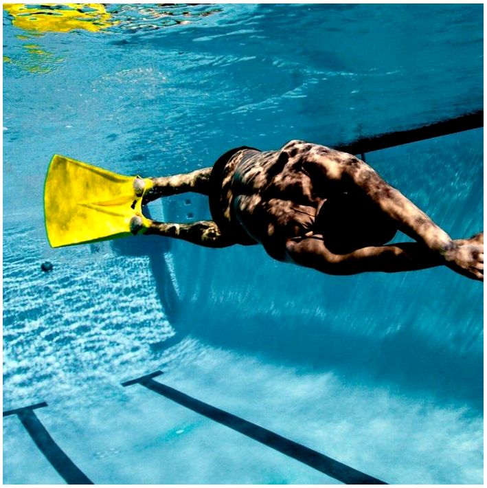 Почему плавать с ластами удобнее? 8 преимуществ плавания с ластамиудобный