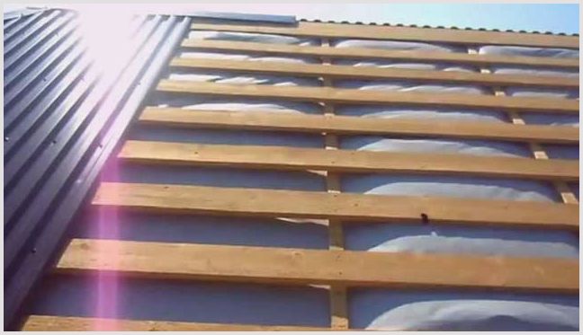 Гидроизоляция крыши дома под профнастил: важность выбора материалов