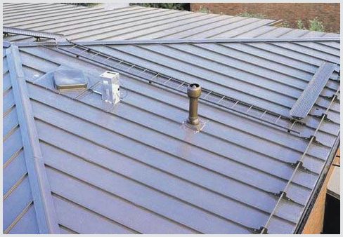 Установка снегозадержателей на крыше: безопасная крыша зимой