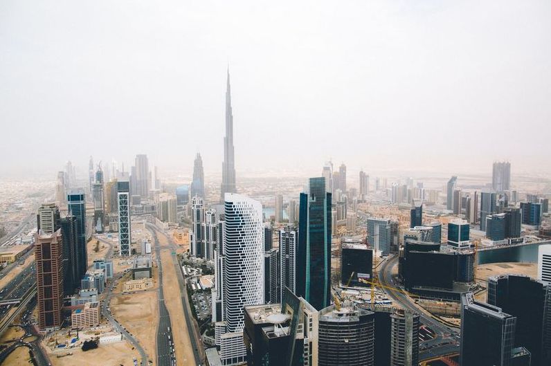 Реєстрація компанії в ОАЕ: Шлюз до ділової досконалості